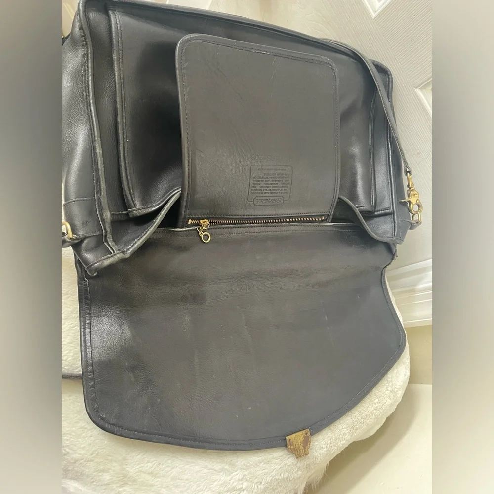 Coach Vintage Black Leather briefcase GUC